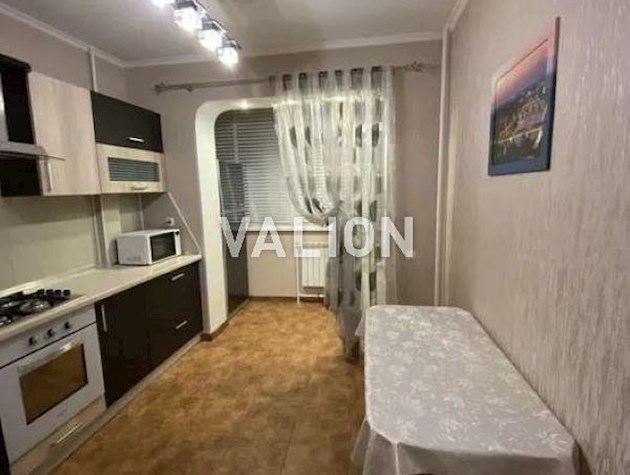 Продаж 1-к квартири проспект Романа Шухевича 12а