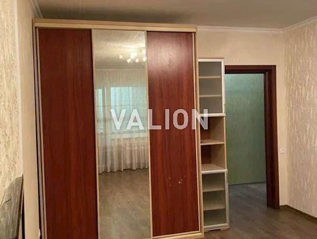 Продаж 1-к квартири проспект Романа Шухевича 12а