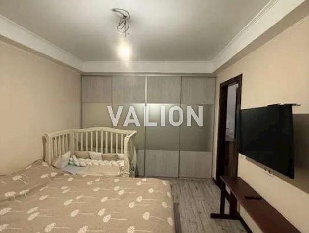 Продаж 1 кім квартири з ремонтом по вулиці Мілютенка 44б