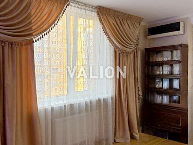 Продается 3-х комнатная квартира на ул. Мейтуса, 4А, Голосеевский район.