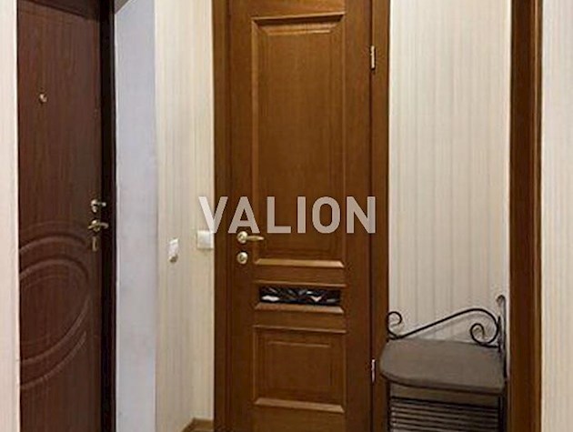 Продается 3-х комнатная квартира на ул. Мейтуса, 4А, Голосеевский район.