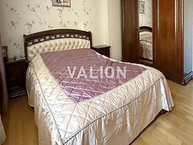 Продается 3-х комнатная квартира на ул. Мейтуса, 4А, Голосеевский район.