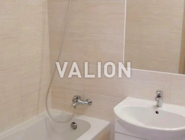 Продаж 1-к квартири вул Феодосійська 1