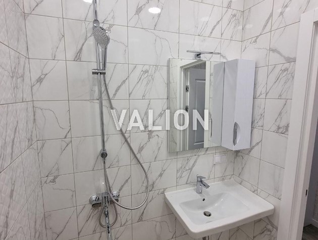 Продажа 2 комн. квартиры с новым ремонтом в Сталинке, ул. Ереванская 5, площадь Космонавтов, Соломенский р-н