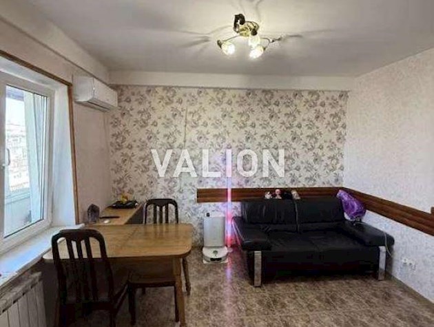 Продажа трехкомнатной квартиры с ремонтом, Киев, левый берег, Днепровский район, массив Березняки, по проспекту Тычины,