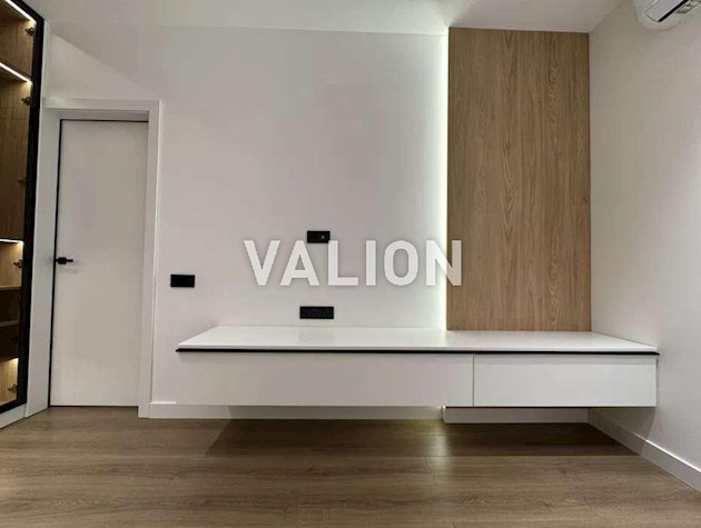 Продаж 2-к квартири вул. Костанайська 13