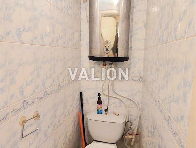 Продаж 4-х кімнатної квартири поряд з м. Печерська Л.Українки, 9