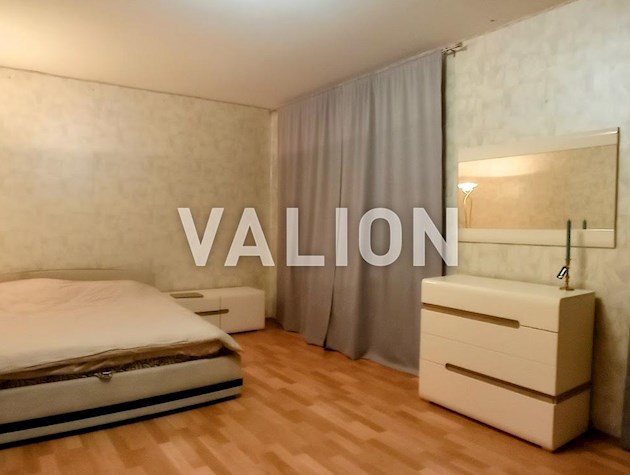 Без%. Продаж 3 к. кв. вул.Машинобудівна 21, метро Шулявська