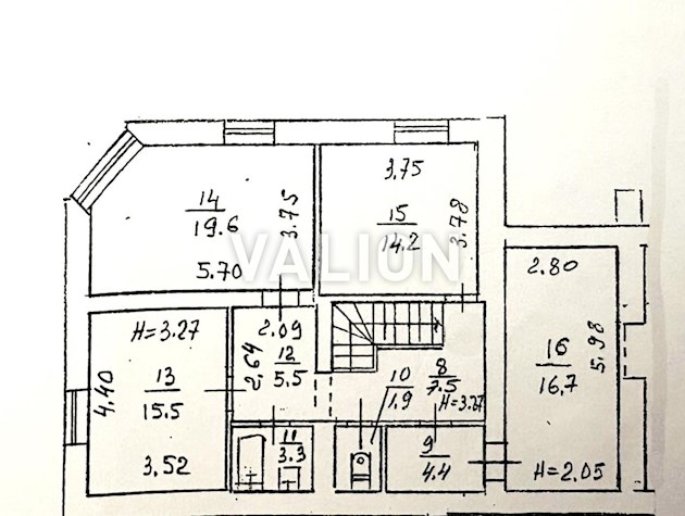 Продажа двухуровневой квартиры на ул. Николая Ушакова 34А Беличи