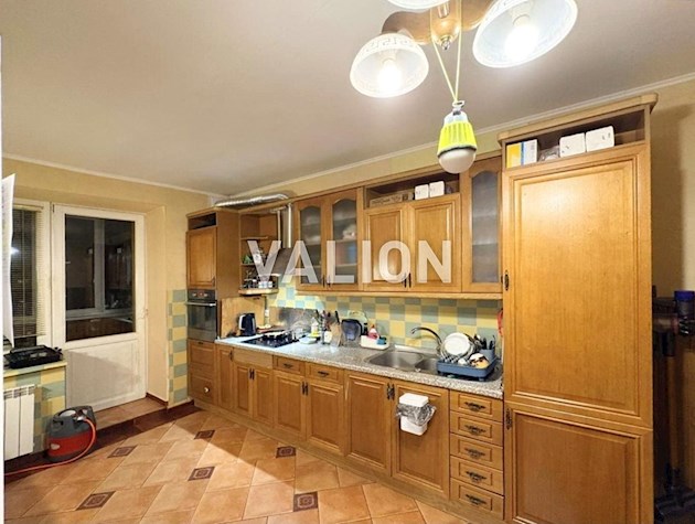 Продажа двухуровневой квартиры на ул. Николая Ушакова 34А Беличи