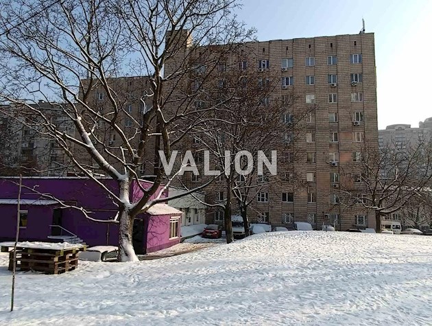 Продажа 2 комнатной квартиры в общежитии проспект Голосеевский 17б