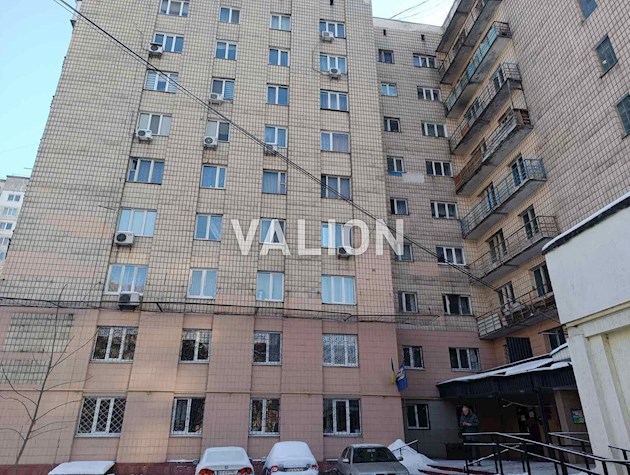 Продажа 2 комнатной квартиры в общежитии проспект Голосеевский 17б