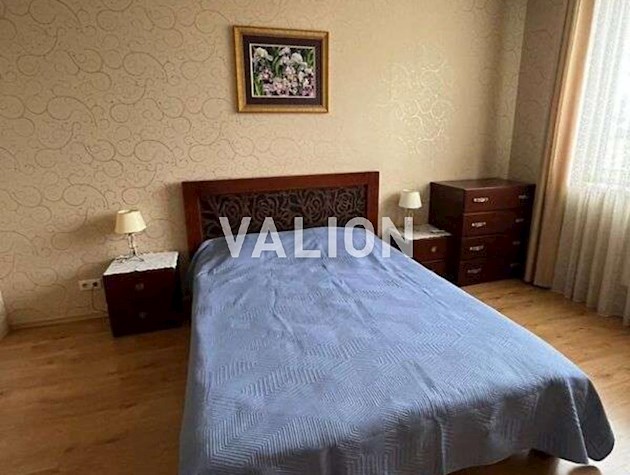 Продаж 2-к квартири просп. Науки 30