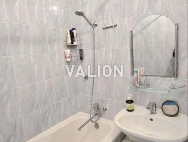 Продаж 2-к квартири вул. Василя Тютюнника 32