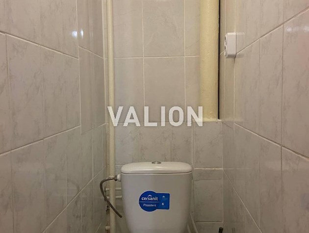 Продаж 3-кімнатної квартири вул. Кубанської України, 53