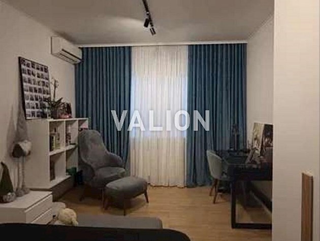 Продаж 2-кімнатної квартири по просп.Гузара Любомира (Комарова), 46в