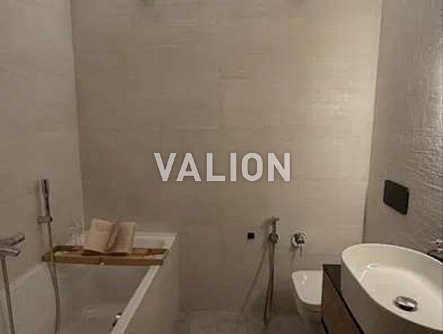 Продаж 2-кімнатної квартири по просп.Гузара Любомира (Комарова), 46в