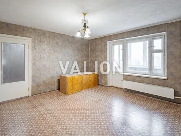 Продаж 3-к квартири вул. Левка Лук’яненка13а