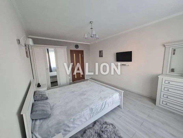 Продаж 1-к квартири Моторний провулок 11а