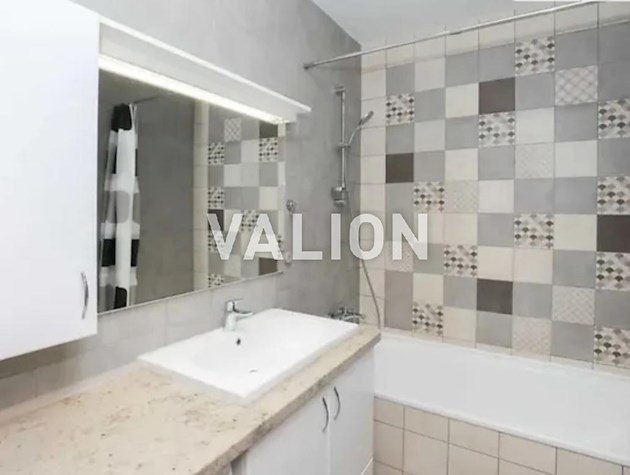 Продажа 2-к квартира ул. Владимира Наумовича 6