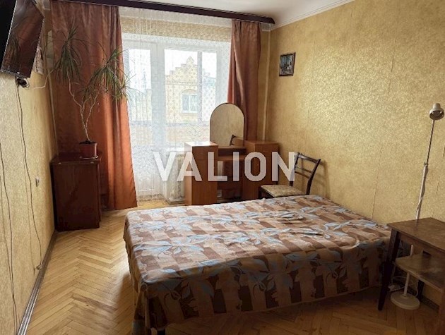 Без % Продаж 4к квартири по вулиці Малокитаївська 7