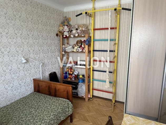 Без % Продаж 4к квартири по вулиці Малокитаївська 7