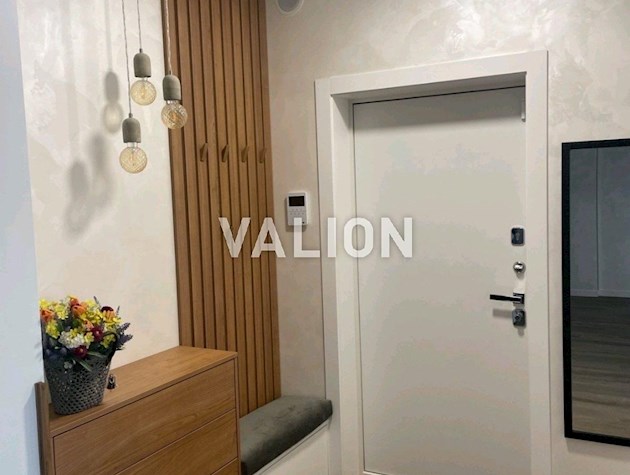 Продам 4 комнатную квартиру в ЖК бизнес-класса Adamant