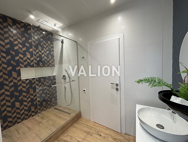 Продам 4 комнатную квартиру в ЖК бизнес-класса Adamant