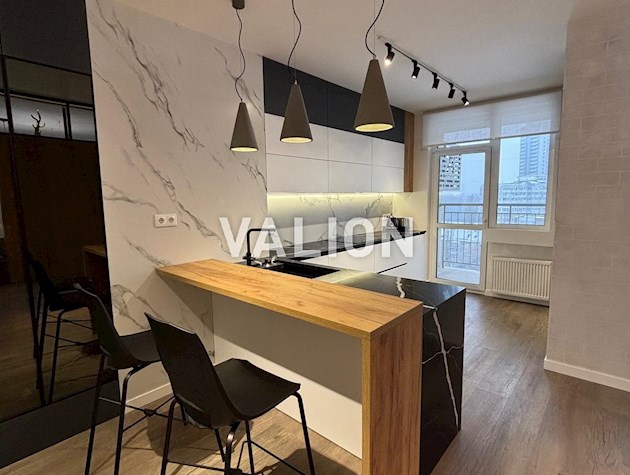 Продам 4 комнатную квартиру в ЖК бизнес-класса Adamant