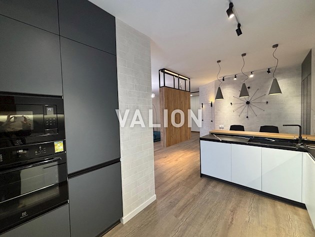 Продам 4 комнатную квартиру в ЖК бизнес-класса Adamant