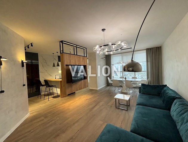 Продам 4 комнатную квартиру в ЖК бизнес-класса Adamant