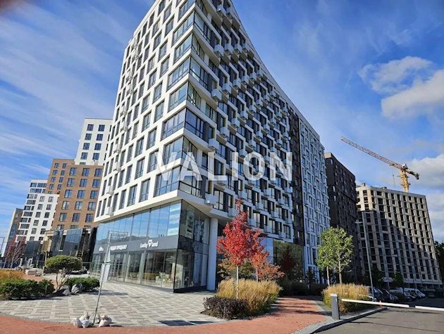 Продаж 1-к квартири вул. Берковецка 6