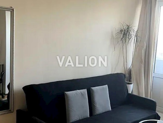 Продаж 1-к квартири вул. Смілянська вулиця 19