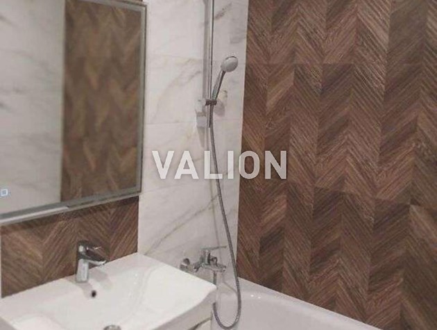 Продаж 2-к квартири вул. Краківська 27