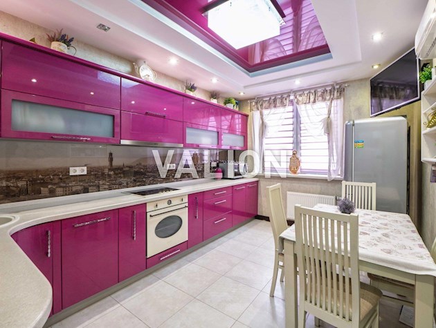 Продаж 2-х кімнатної квартири 70 кв.м. з преміум ремонтом за адресою вул. Борщагівська 152а, Шулявка