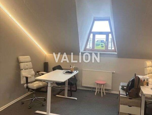 Продаж 3-к квартири вул. Воздвиженська 22