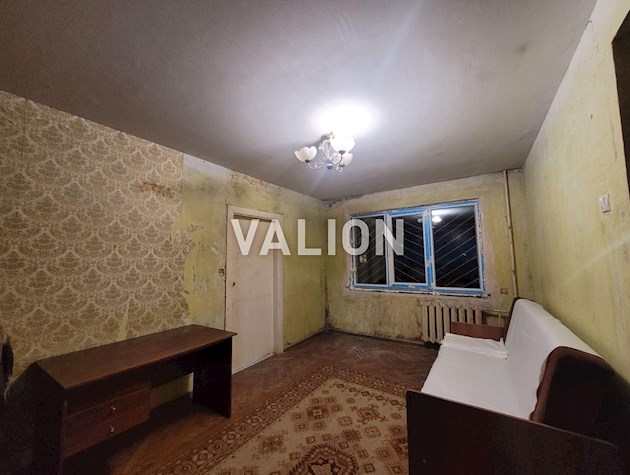 Продаж 2 к квартири в Солом’янському районі, вул. Стражеска 9