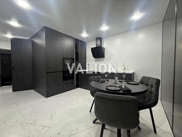 Продаж квартири в комфортабельном ЖК For.You 4U возле метро Академгородок.