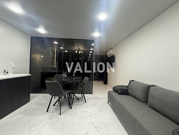 Продаж квартири в комфортабельном ЖК For.You 4U возле метро Академгородок.