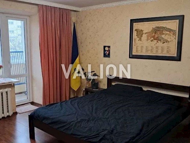 Продаж 1 кімнатної квартири вул. Ю.Здановської 24 Голосіївський район