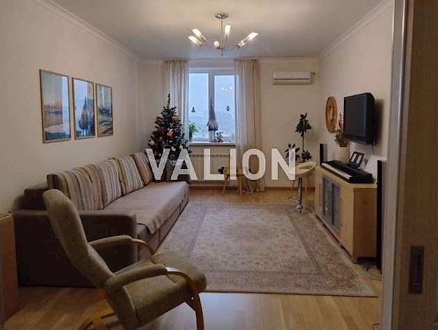 Продаж 3-к квартири вул. Бориспільська 12в