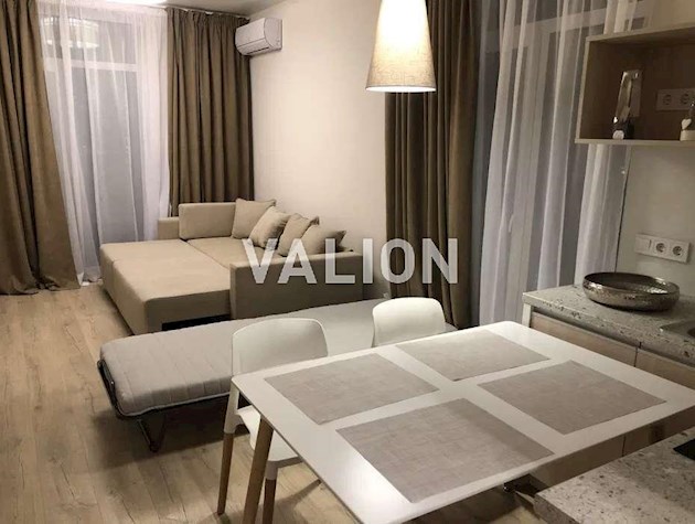 Продаж 1-к квартири вул. Васильківська 100а