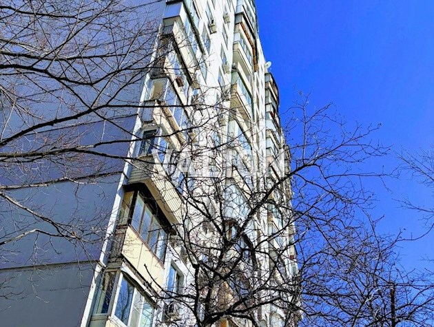 Продаж 2 кімнатної квартити в Солом’янському районі, вул. Солом’янська 41