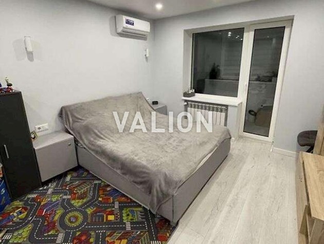 Продаж 1-к квартири вул. Олександра Попова 15