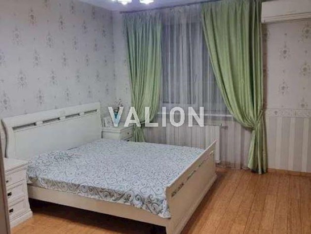 Продаж 3к. вартири, вул. Вишгородська 45/2, Подільський, Оболонський р-н