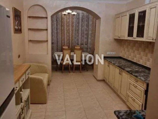 Продаж 3к. вартири, вул. Вишгородська 45/2, Подільський, Оболонський р-н