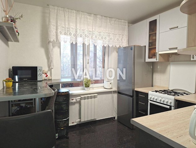 Продаж 1к квартири 42 м2, вул.Копиловська 21