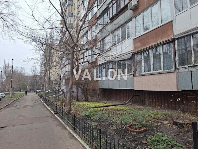 Продаж 1к квартири 42 м2, вул.Копиловська 21
