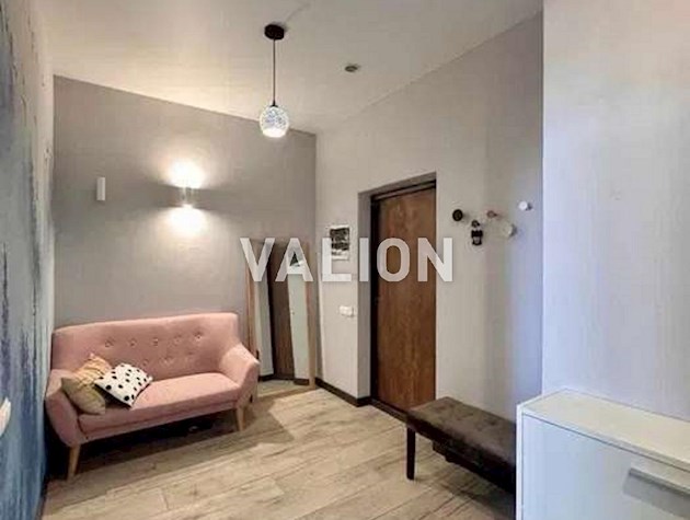 Продается невероятная уютная 3-квартира в историческом центре Киева ЖК бизнес класса Henessy House