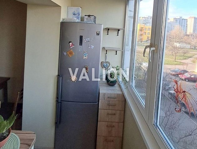 Продається затишна 3-к квартира біля Озера на Позняках, Ревуцького, 8!